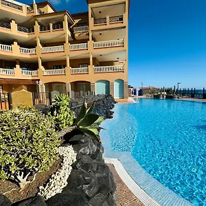 el-nautico-coral-suites.tenerifehoteles.net/
